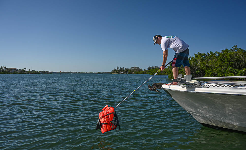 The BAT™ – All-In-One Boat Docking Pole
